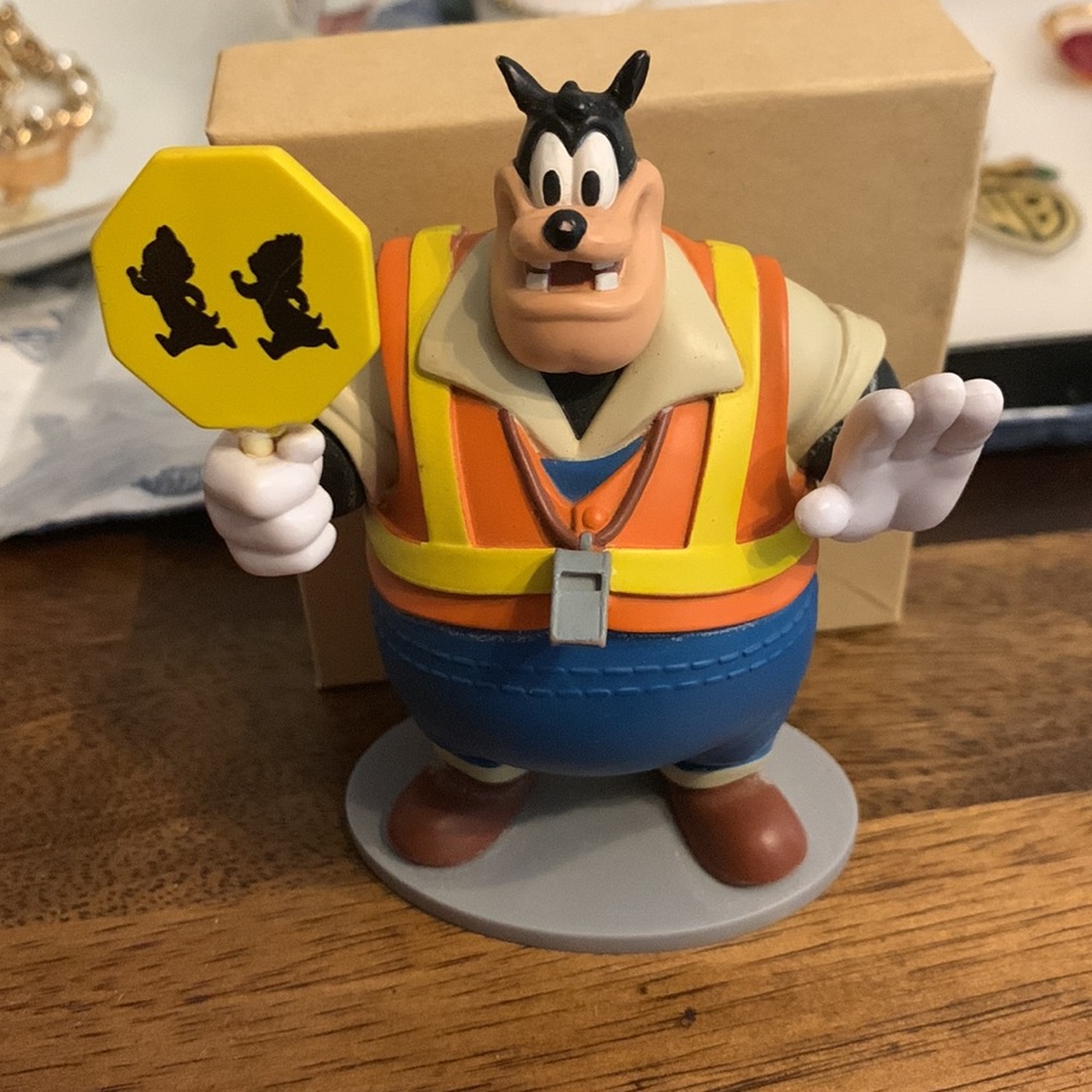 Disney Characters Bundle - Picture 6 of 9